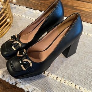 Paolo Elegant Black Leather Block Heels w/ gold chain detail, Nordstrom, size 9
